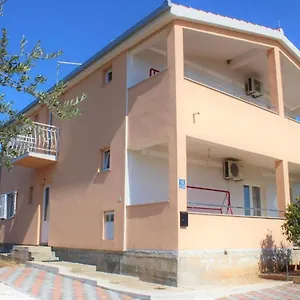Apartament Vesna, Seget Vranjica
